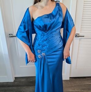 NWT Formal Party Dress with Shawl, Long, Azure Pearlescent Mermaid w/ Short Tail